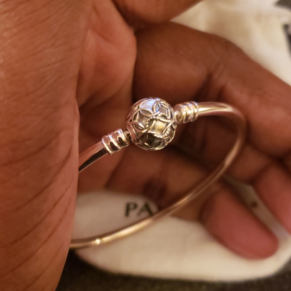 Brand New Pandora Bracelet 💎